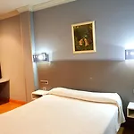 House Lomas Hotel 3*