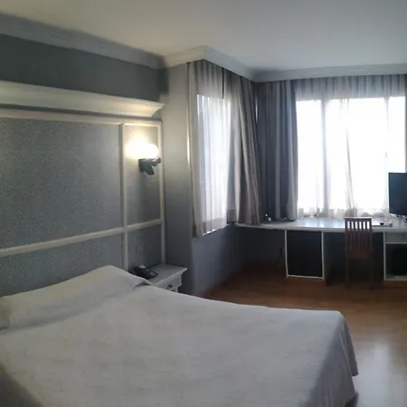 House Lomas Hotel Oviede