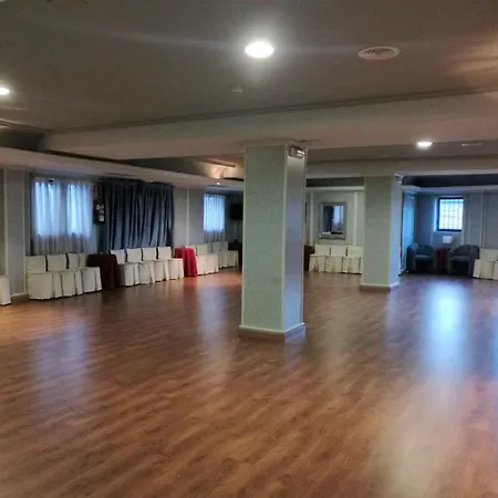 House Lomas 3* Oviedo