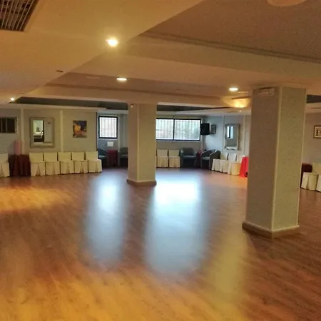 House Lomas 3* Oviedo