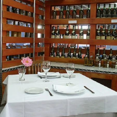 Hotel House Lomas 3*