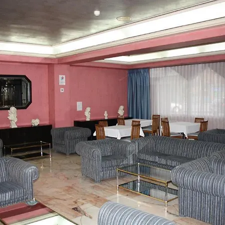 House Lomas Hotel 3*