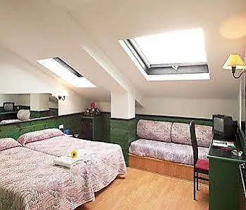 Hotel House Lomas Oviedo