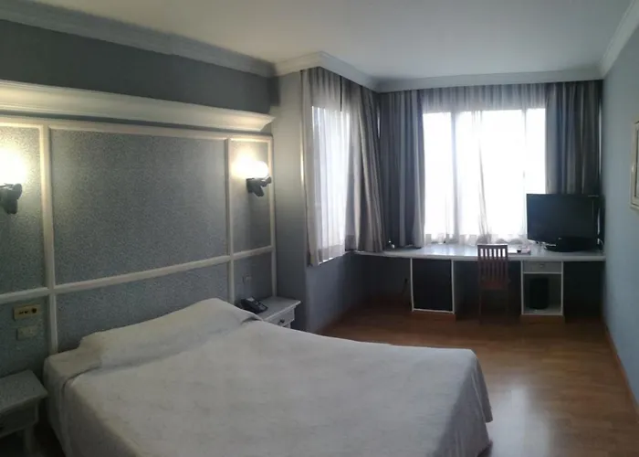 House Lomas Hotel Oviedo