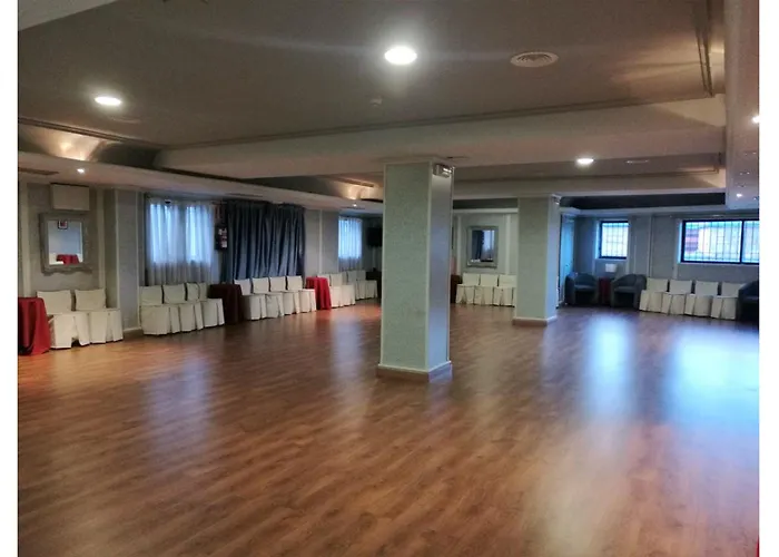 House Lomas 3* Oviedo