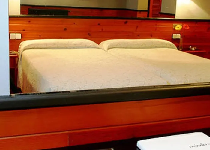 House Lomas 3* Oviedo