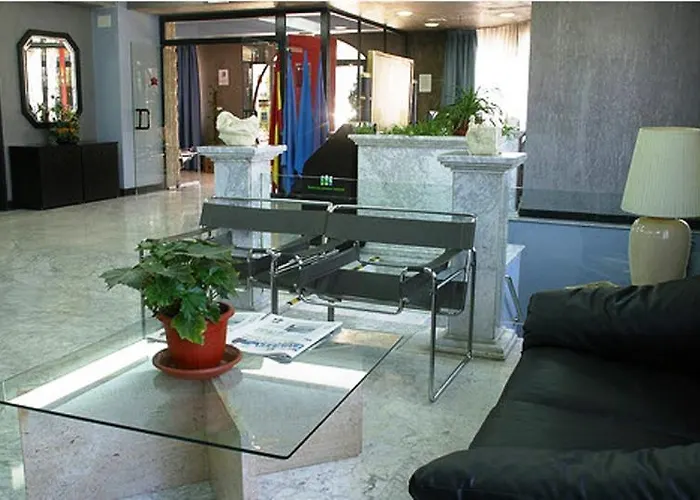 Hotel House Lomas 3*