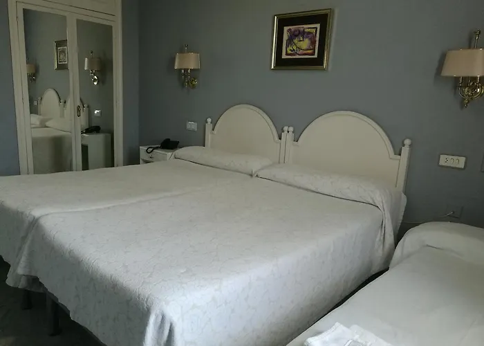 Hotel House Lomas 3*