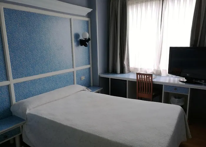 מלון House Lomas 3*